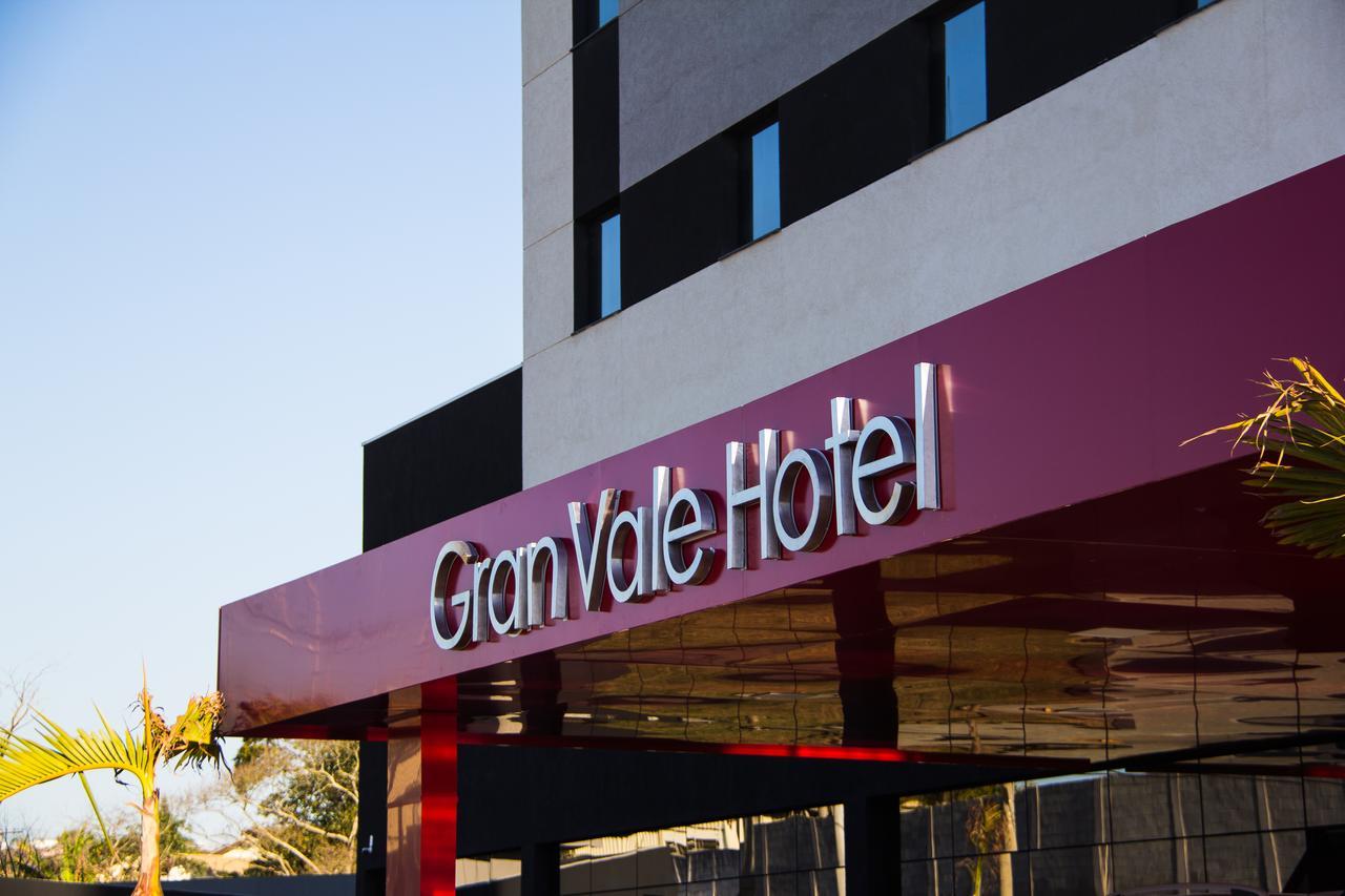 Summit Suites Hotel Cacapava Exterior foto