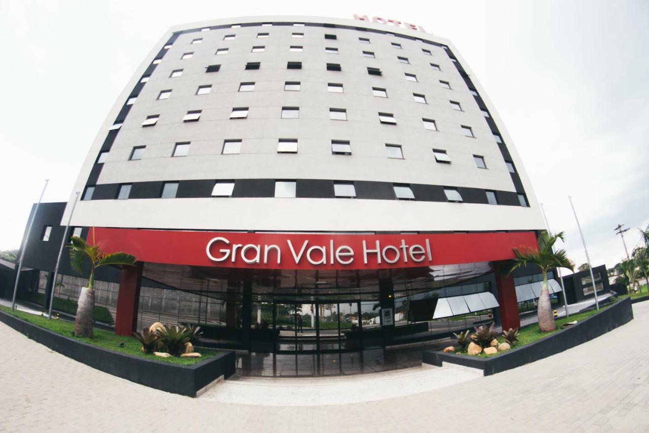 Summit Suites Hotel Cacapava Exterior foto