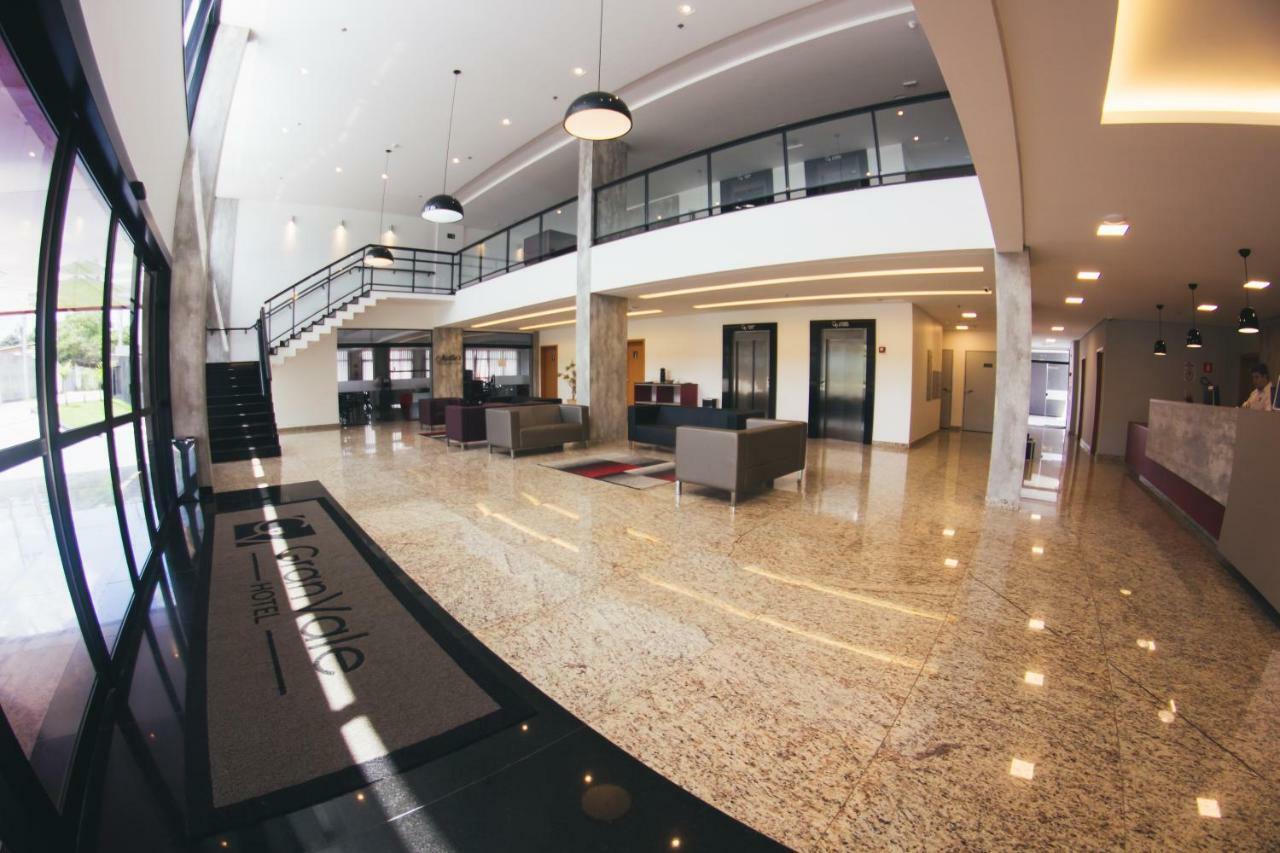 Summit Suites Hotel Cacapava Exterior foto